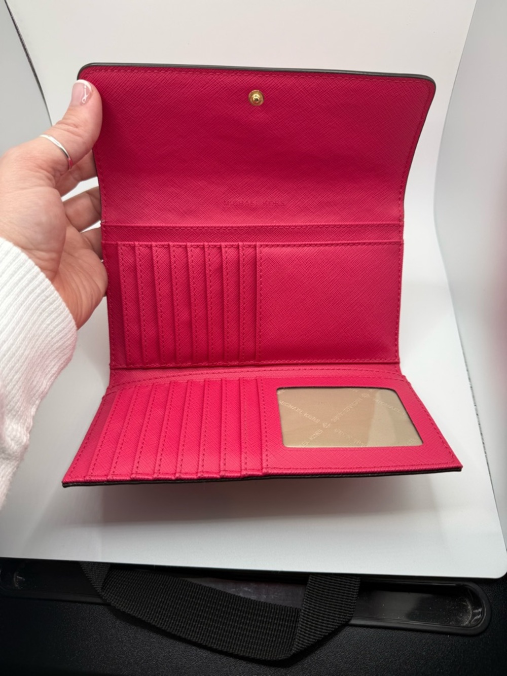 Michael Kors Pink Saffiano Leather Clutch with Gold Logo - Picture 3 of 3